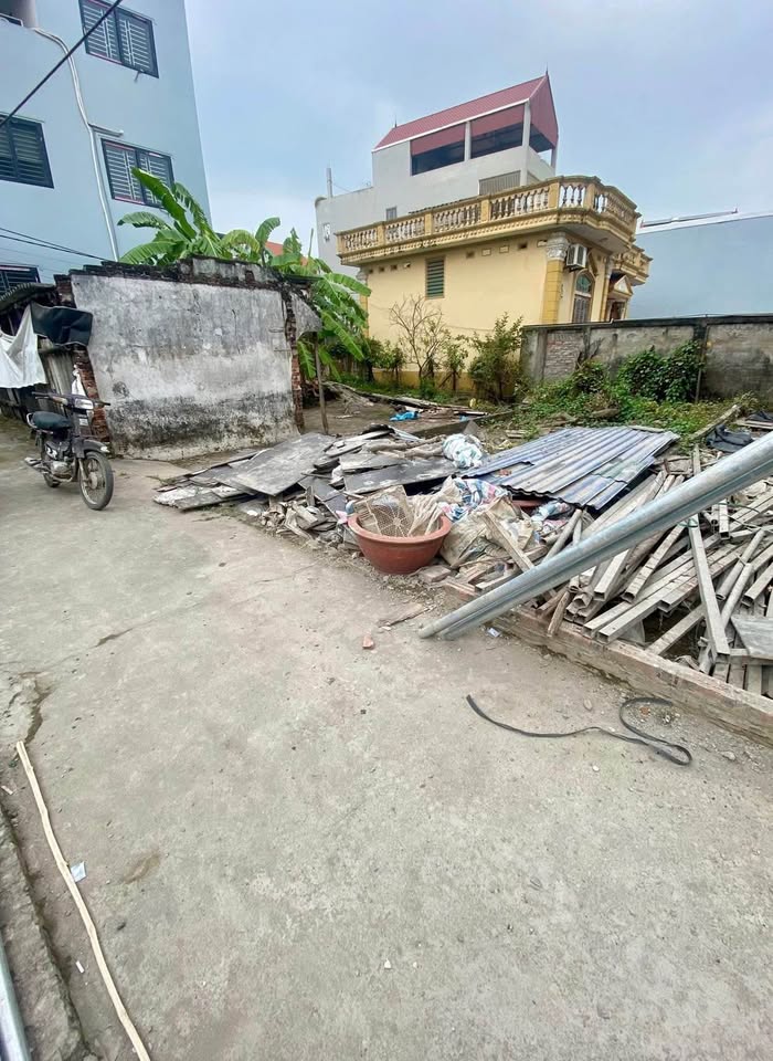 Bán đất ngay sát ngã tư Trạm Trôi, Hoài Đức, chỉ hơn 3 tỷ