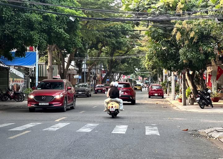 Bán nhà mặt tiền đường Ngô Quyền, phường Rạch Dừa - Vũng Tàu, giá 10.6 tỷ