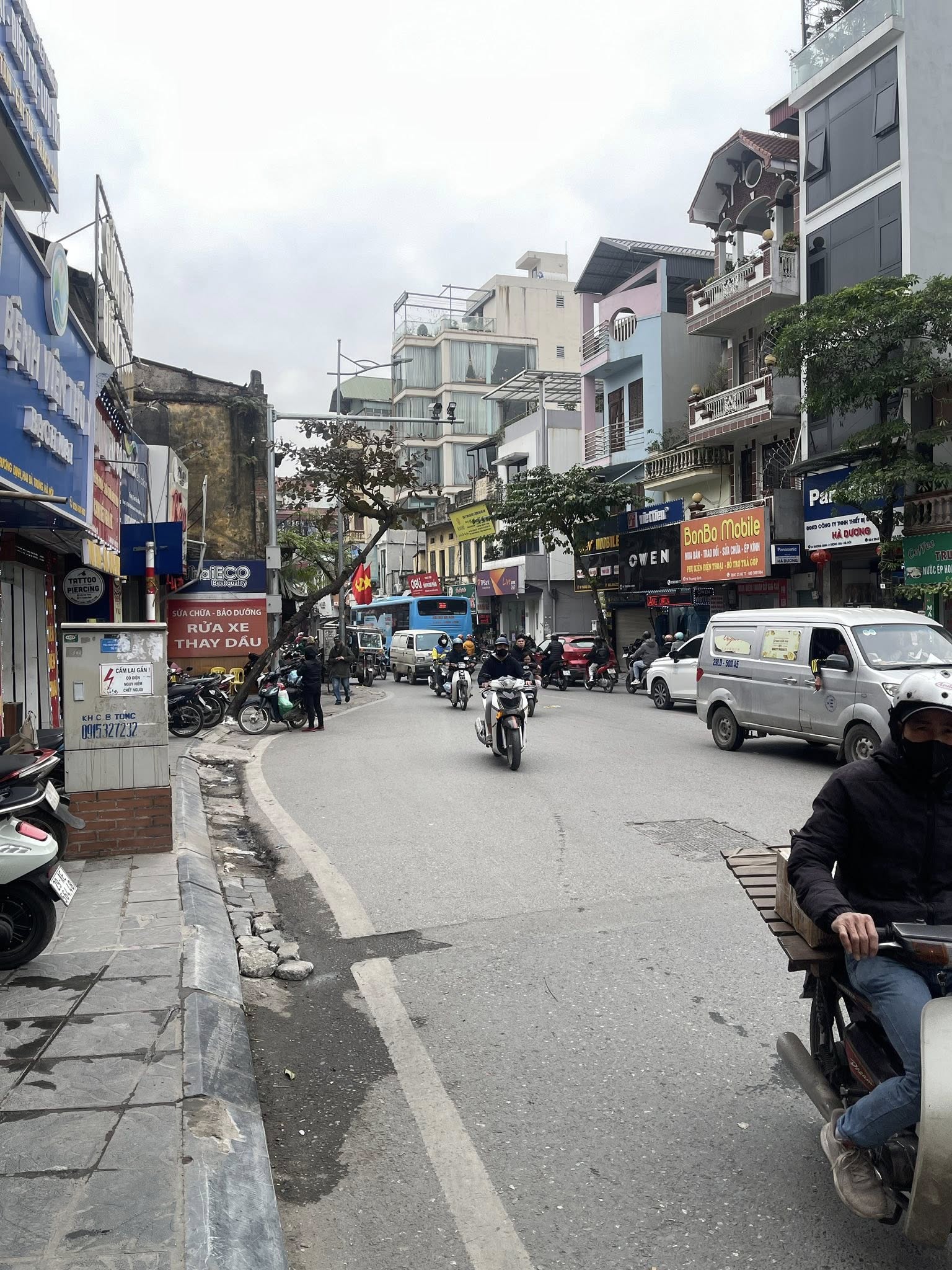 Bán nhà Trương Định, ngõ rộng, thông, kinh doanh, 30m2, giá nhỉnh 7 tỷ