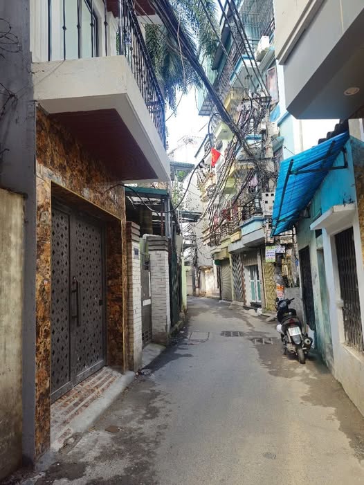 Bán tòa căn hộ dòng tiền tại Hoàng Mai, mặt ngõ thông kinh doanh, 77m2, 6 tầng, 14 phòng khép kín, giá 14.x tỷ