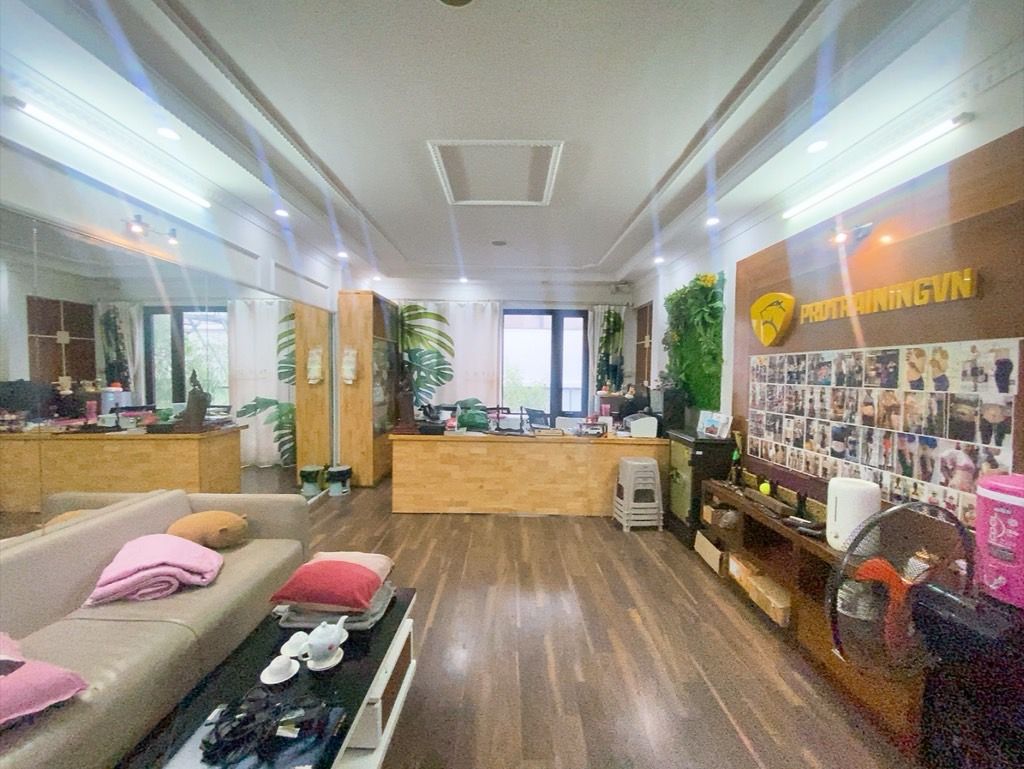 Bán nhà Khuất Duy Tiến, phân lô, ô tô tránh, thang máy, ngõ thông, 40m2, giá 23,2 tỷ