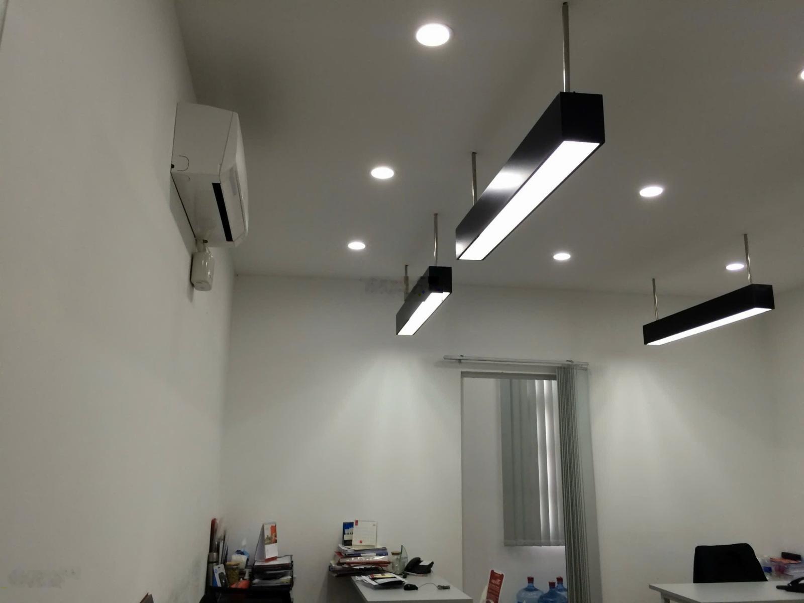 Bán nhà mặt phố Đội Cấn, 2 mặt tiền, kinh doanh sầm uất, giá tốt hiếm 70m2 giá 41 tỷ