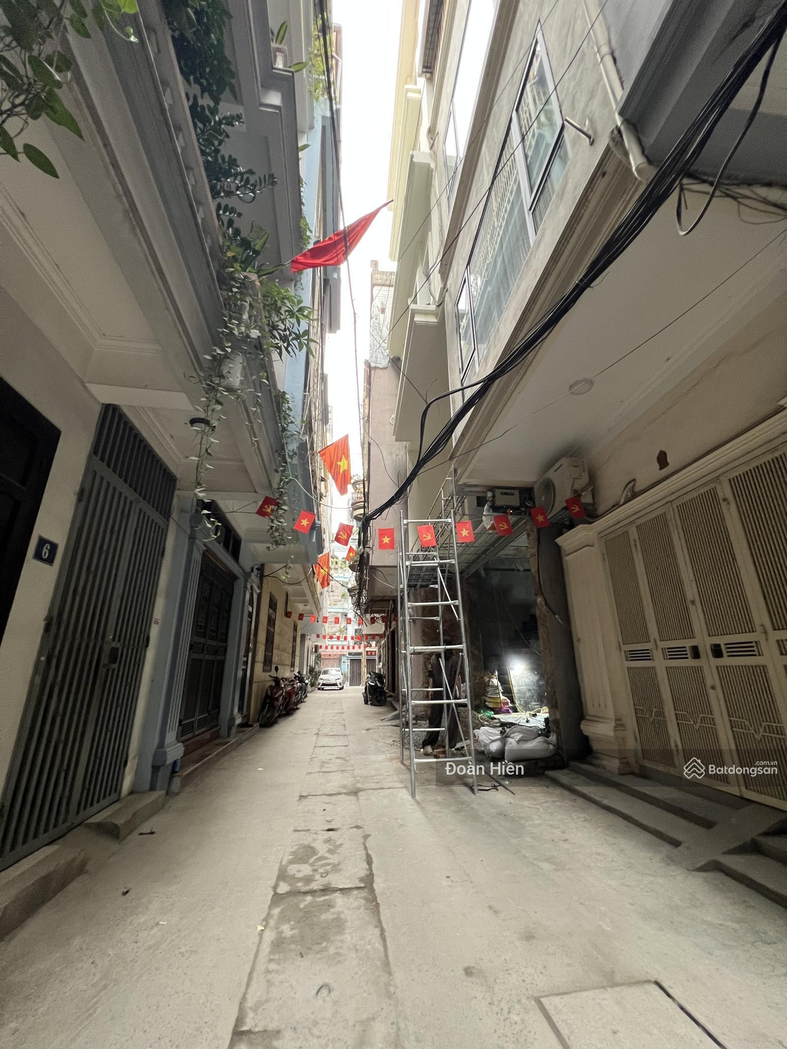 Cơ hội đầu tư hiếm, phân lô P Vĩnh Phúc, khu cán bộ pháo binh, đường nhựa 5m, ô tô vào nhà, 29/32m2