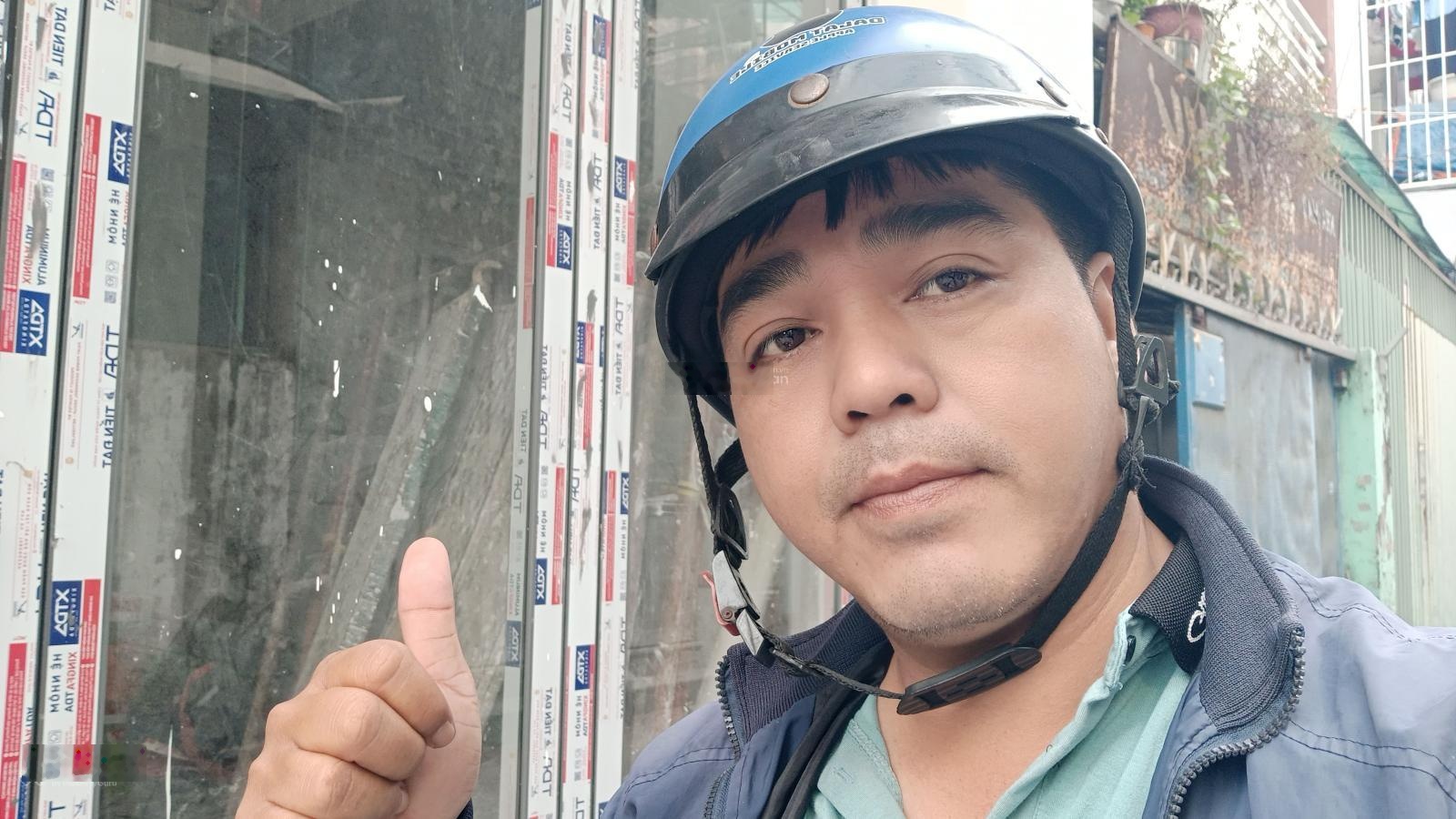 Nhà Mới Ở ngay, 3 Tầng 3 PN, Xe hơi thông, gần Chợ, ĐH Văn Lang, ST Emart