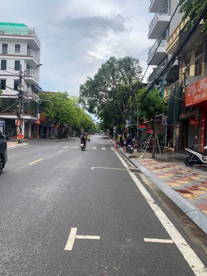 Bán nhà riêng thành phố Thái Bình, tỉnh Thái Bình giá 8 tỷ