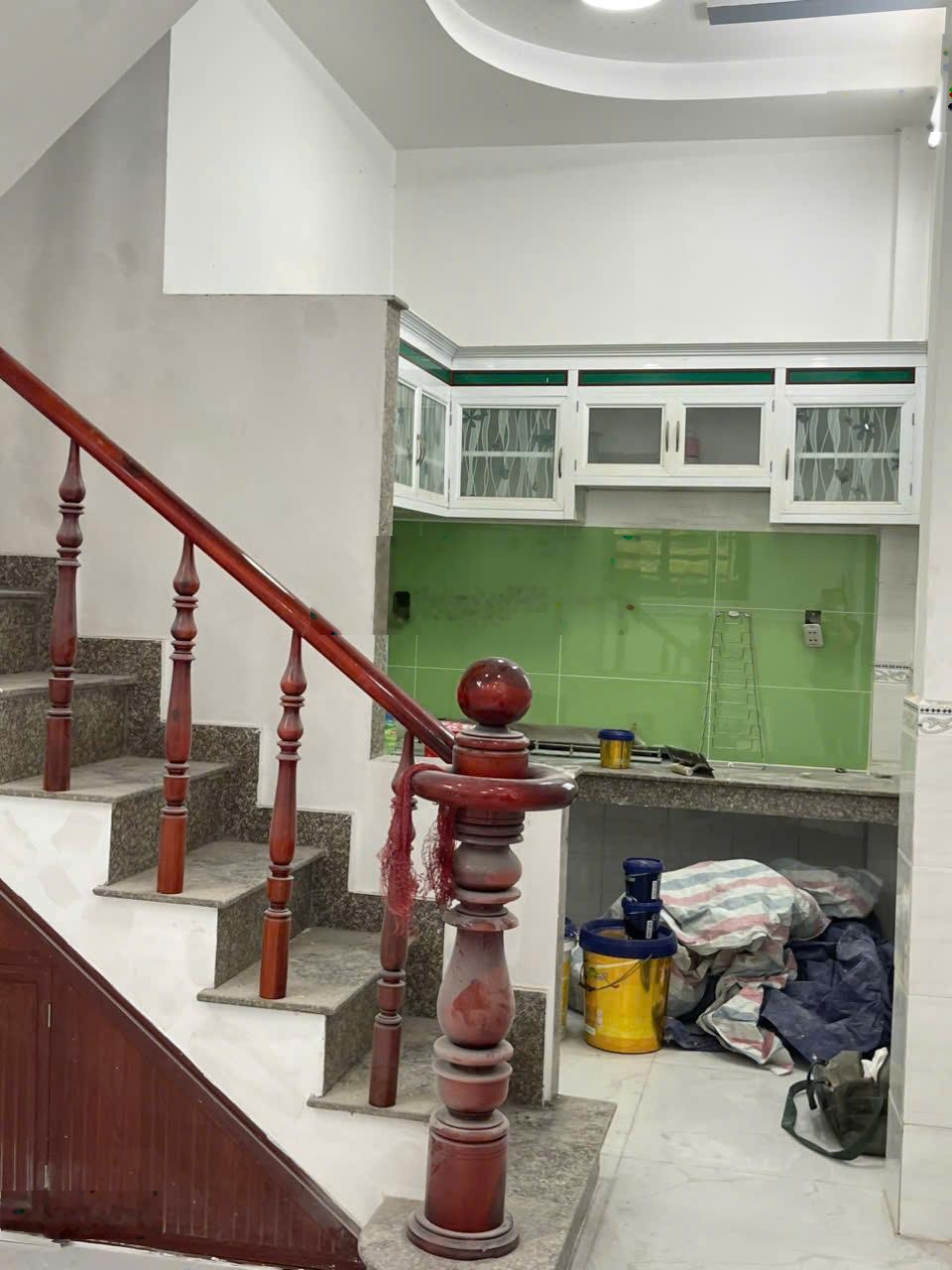 Căn 2 lầu 72m2 SD, CN 24m2 giấy tờ hoàn công sẵn, ở lê thị riêng 2.178tỷ còn thương lượng chính chủ