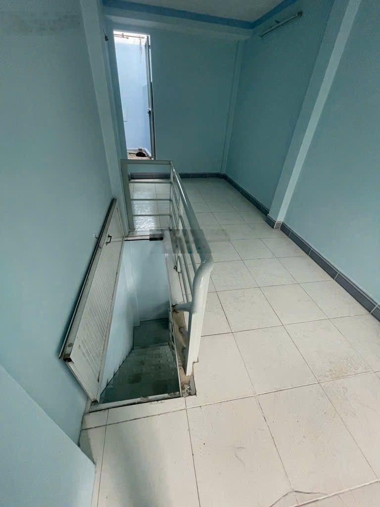 Nhà 2 tầng - trung tâm Quận 6 - Sổ hồng riêng