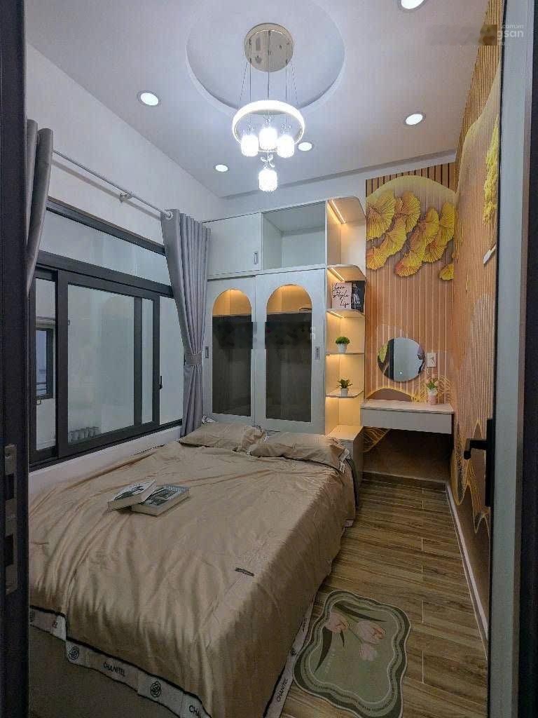 Nhà đẹp ngay emart2 - 28m2 - chỉ 3.6