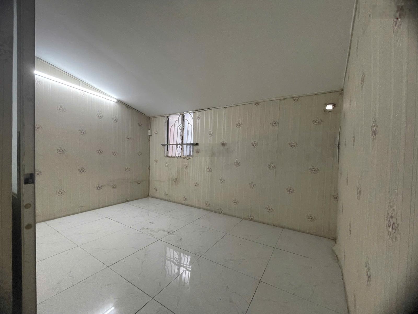 Bán nhà Đường Âu Cơ,P.10 Tân Bình,64m2,1 trệt,1 lửng giá chào 6 tỷ