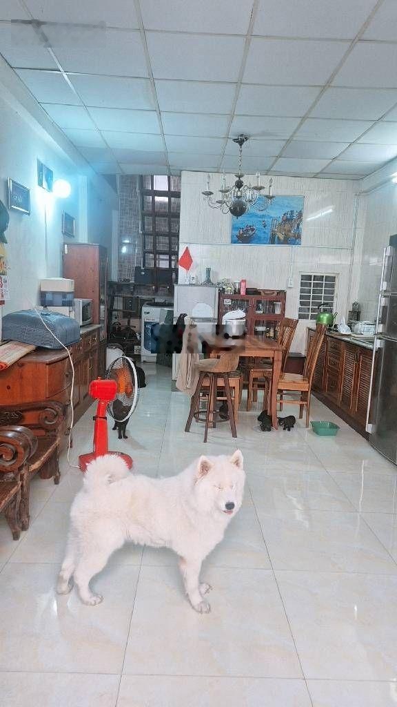 Hàng Thơm Bay Nhanh, Gần ST Emart, Chợ Căn Cứ 26, ĐH CN 4 TPHCM, Nhà 44M2 Nhỉnh 4T