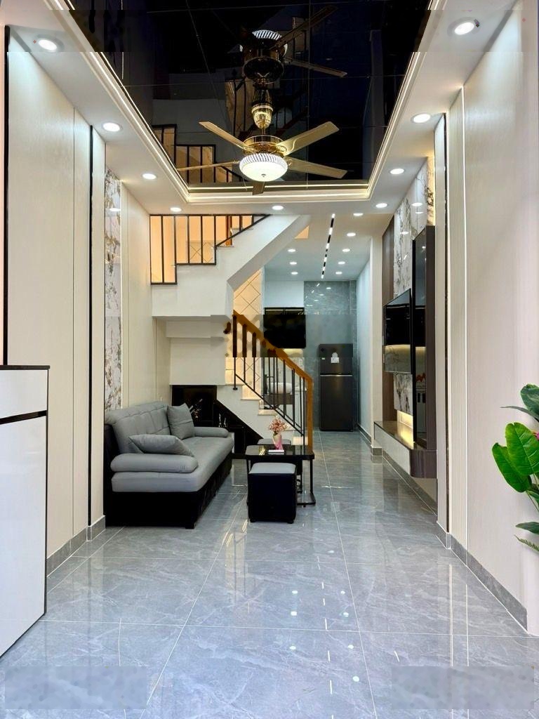 Thông tây hội (p8 gò vấp)- 3 tầng btct - 3pn sát hxt thông 4.7 tỷ (tl)