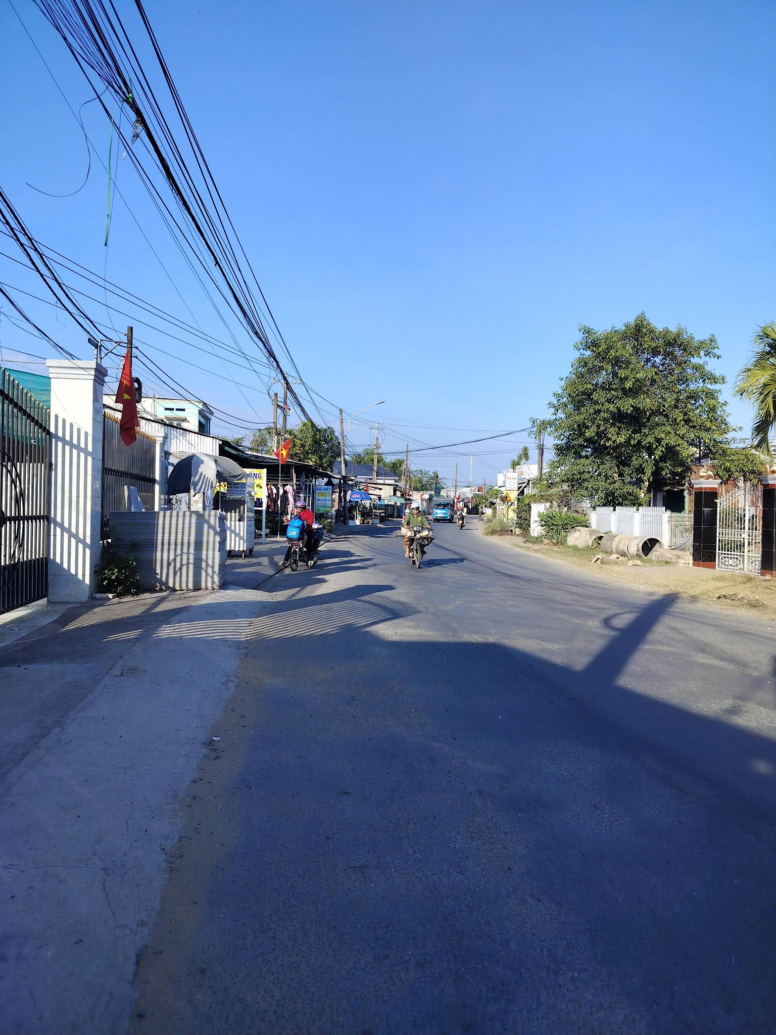 Bán đất mặt tiền Tỉnh lộ 913B, Vĩnh Long, diện tích 5,3m x 26m, nở hậu, 2 tỷ