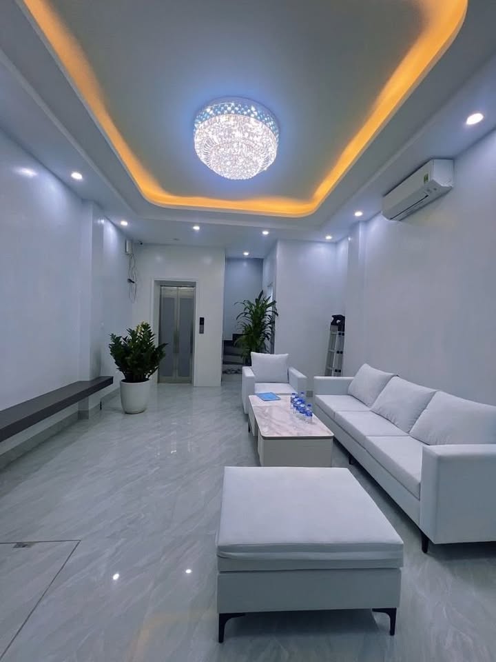 Bán nhà riêng quận Hoàn Kiếm, thành phố Hà Nội, giá 10 tỷ