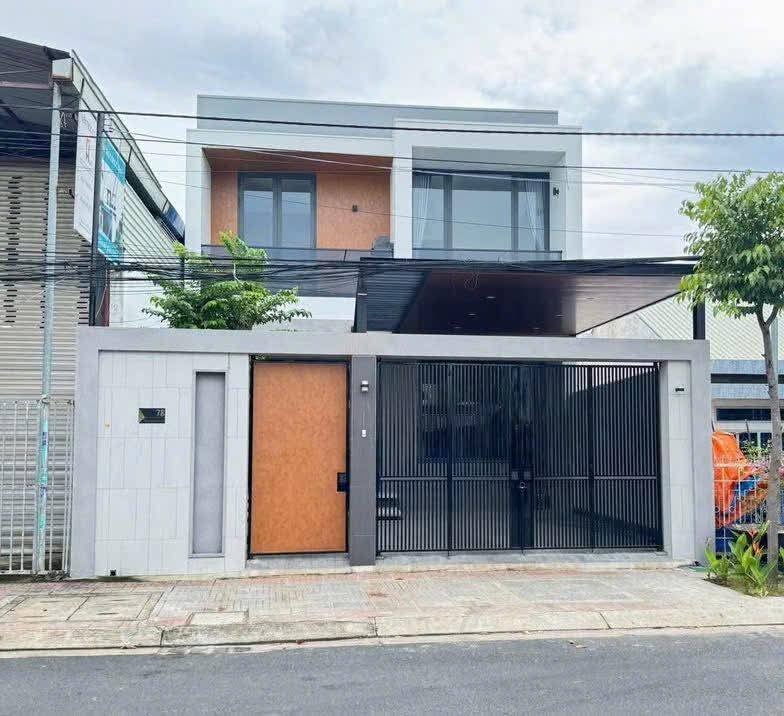 Biệt thự Trần Quang Diệu 217m², 4 phòng ngủ, giá 7,5 tỷ, xinh lung linh