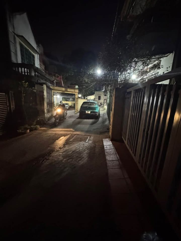 Bán nhà 2 tầng mặt phố Minh Khai, Lạng Sơn, 76m², chỉ vài bước ra chợ, trường học