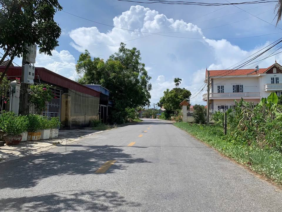 Đất vàng Kiến Thụy 1,4 tỷ sở hữu ngay lô đất mặt đường thôn, hướng Nam mát rượi
