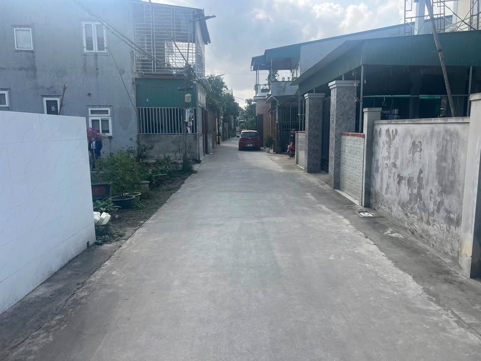 Bán đất tại khối 4, Hưng Chính, cách chợ Cầu Đước 200m, diện tích 86m2, giá hấp dẫn