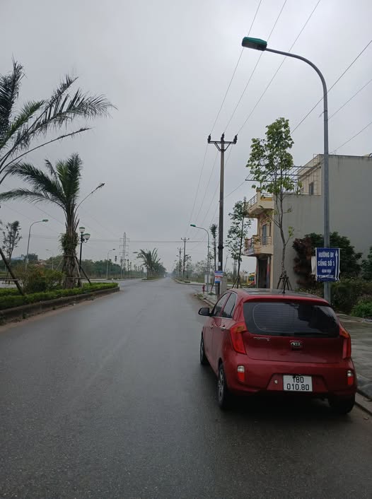 Bán đất mặt đường Võ Chí Công, Mỹ Trung, Nam Định, giá 4.35 tỷ