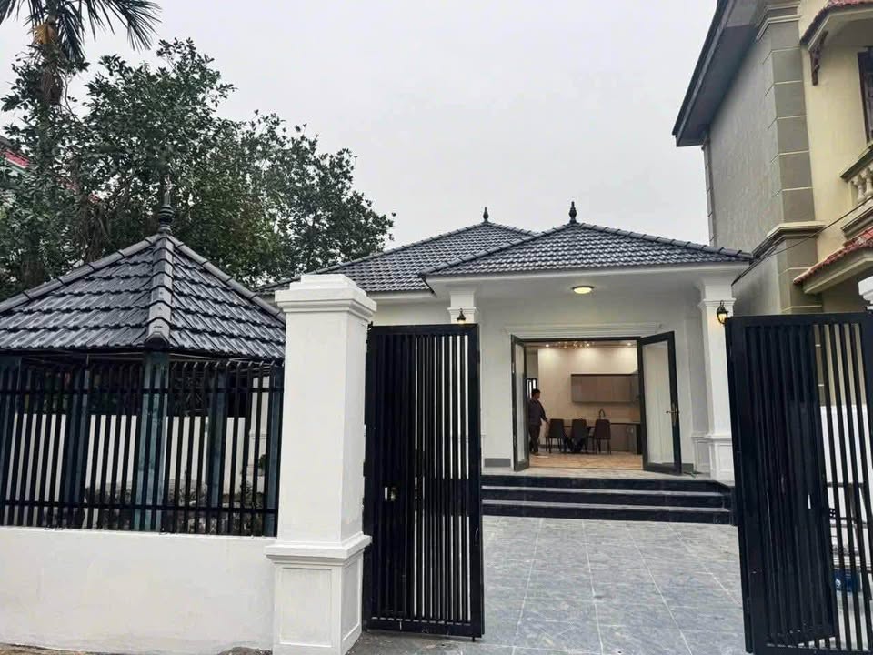 Bán biệt thự nhà vườn 153m2 tại Thanh Liêm, Hà Nam, thiết kế hiện đại, vị trí đắc địa