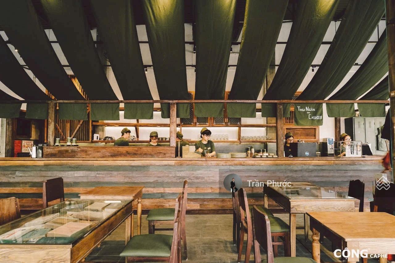 Cho thuê nhà góc 2MT Nguyễn Thị Thập P. Tân Phong Quận 7 DT: 10x23m trệt suốt dễ nhận diện