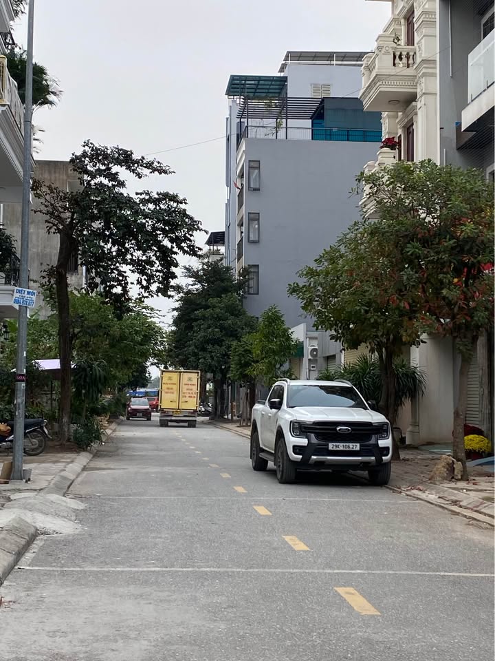 Bán nhà riêng quận Long Biên, thành phố Hà Nội giá 7 tỷ