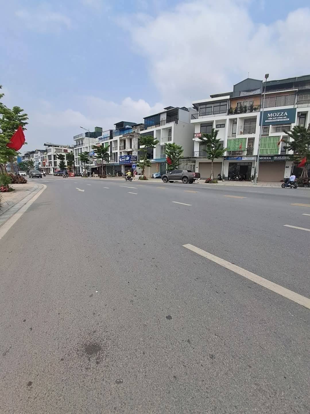 Bán nhà phân lô tại khu đô thị Ao Sào - Hoàng Mai, 70m2 x 4 tầng, sổ vuông vắn