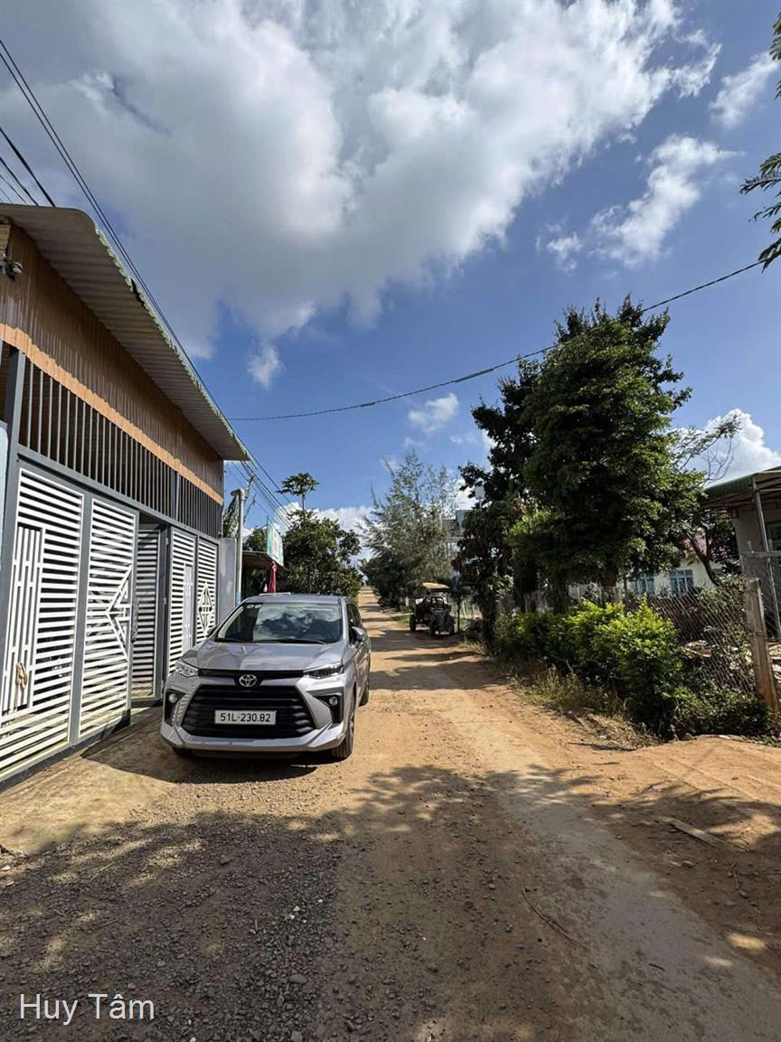 Bán nhà riêng huyện Đơn Dương, tỉnh Lâm Đồng giá 2,2 tỷ