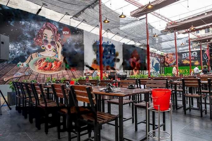 Cho thuê 165-167 Nguyễn Thị Thập, Quận 7. DT: 10x40m. Trệt. DTSD: 400m2