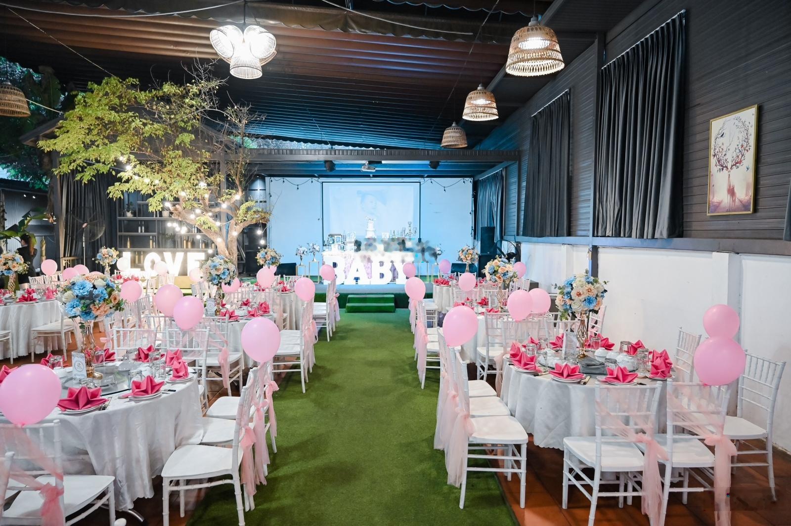 Cho thuê nhà MT Nguyễn Hữu Thọ, Quận 7. DT: 30x40m. Trệt. DTSD: 1.800m2