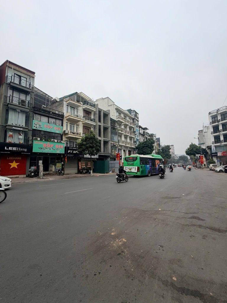 Bán nhà mặt phố Trần Phú, sát phố cổ, kinh doanh đỉnh cao, giá 49.4 tỷ