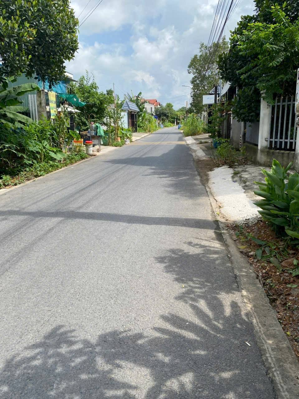 Bán đất phường Tân Định, Bến Cát, đường nhựa 6m thông, giá 2.2 tỷ