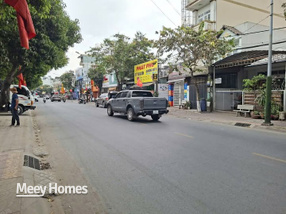 Bán lô đất mặt tiền đường Lê Quý Đôn, phường Dĩ An, giá 25 triệu/m2