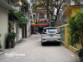 Bán nhà Đội Nhân, Ba Đình, lô góc, ô tô vào nhà, thang máy