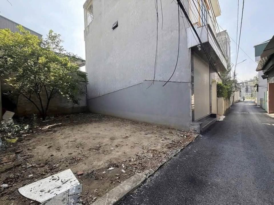 Bán lô đất vuông vắn tại Đông Hương, gần chợ đầu mối và cầu Lai Thành