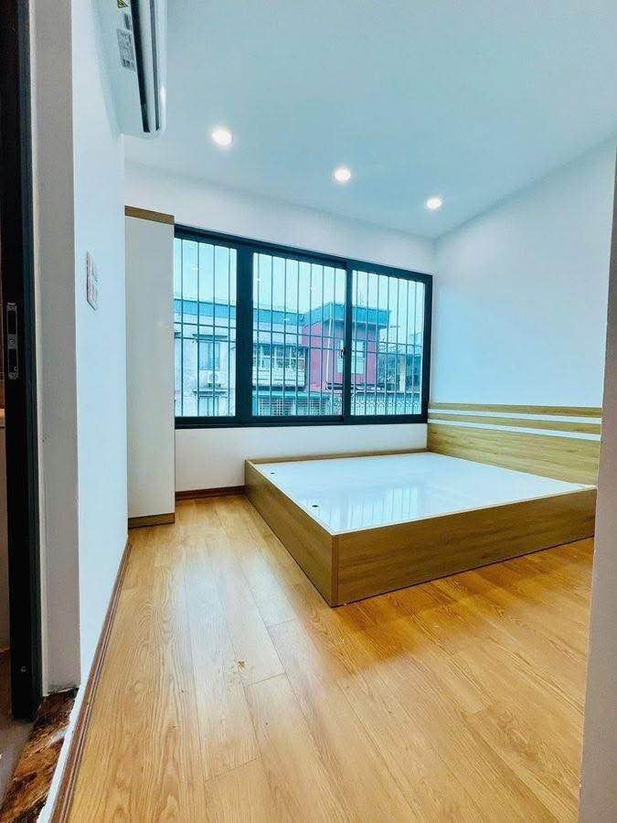 Bán nhà tập thể phích Rạng Đông, mặt phố Nguyễn Trãi, giá 1.15 tỷ