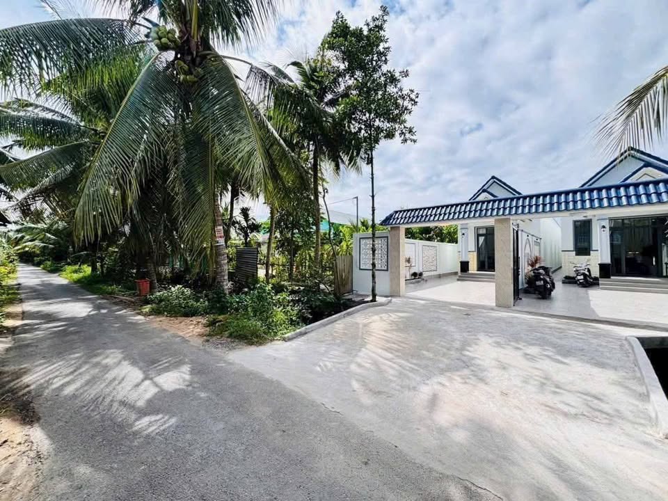 Bán biệt thự mini tại phường Phú Tân, Vĩnh Long, gần chợ Tú Điền, giá 2.35 tỷ