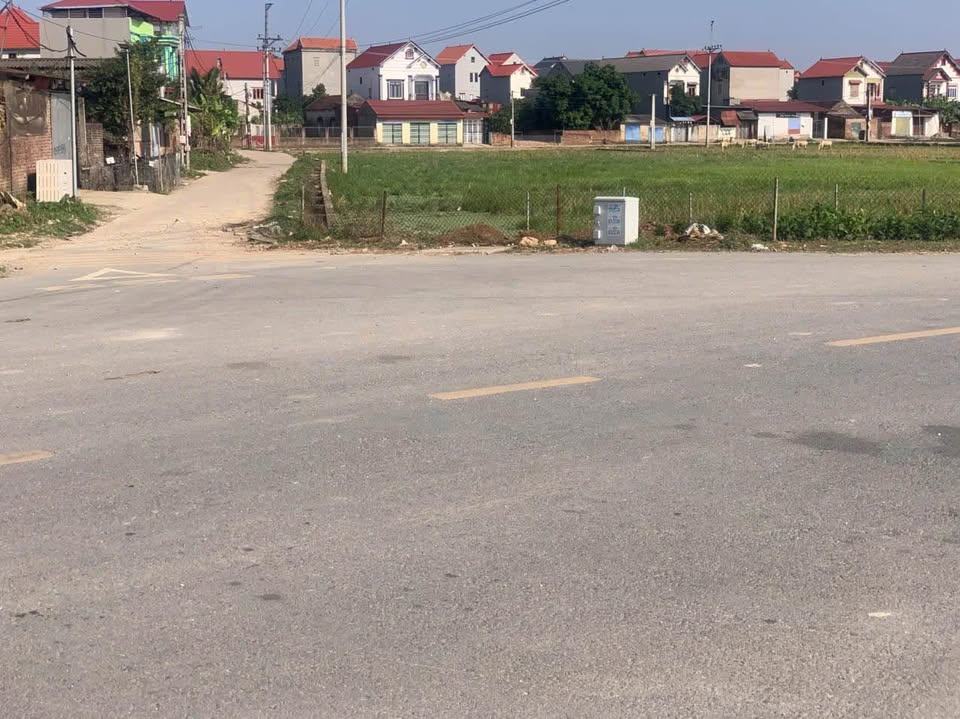 B‍án đất tại thôn Hiệu Chân, xã Đa Phúc, Sóc Sơn mới, khu vực dân cư đông, an ninh tốt