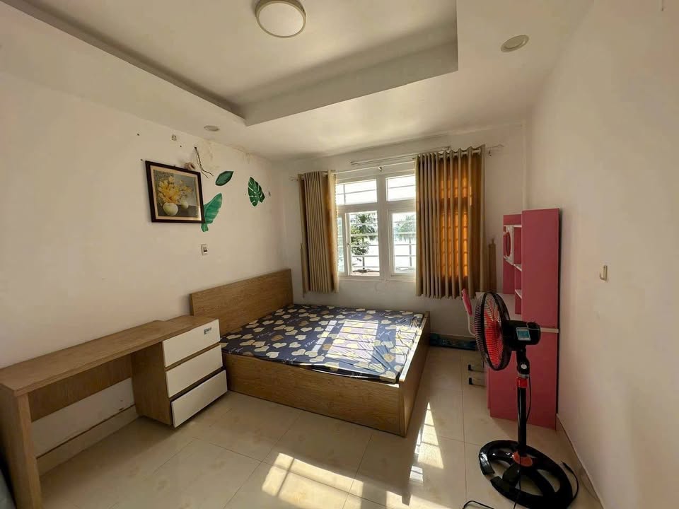 Cho thuê căn hộ chung cư Lakeside Vũng Tàu, căn góc, view hồ, 2 phòng ngủ, giá 6.5 triệu/tháng