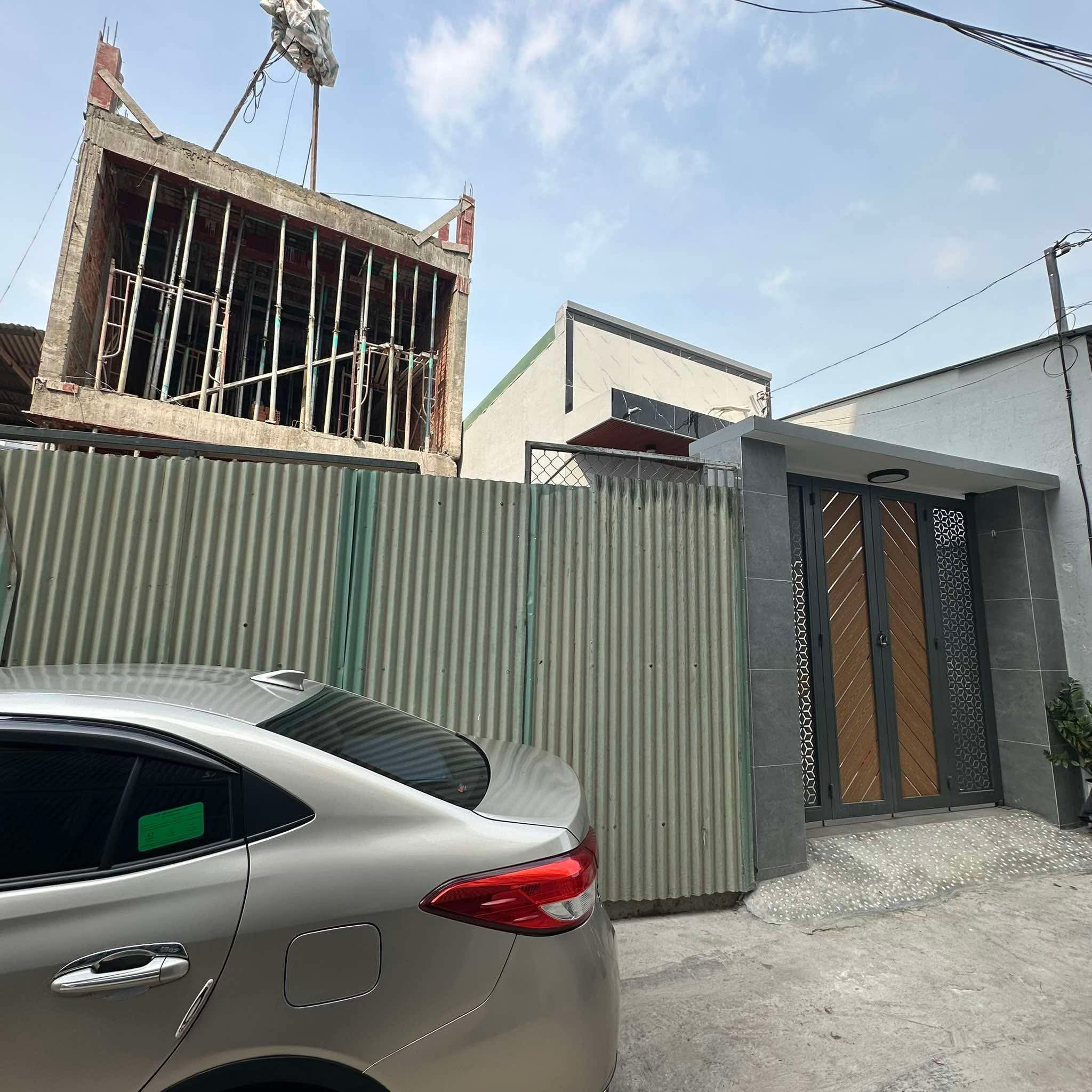 Bán nhà rcấp 4 phường Bửu Hoà, gần đường Nguyễn Tri Phương, giá 2.55 tỷ