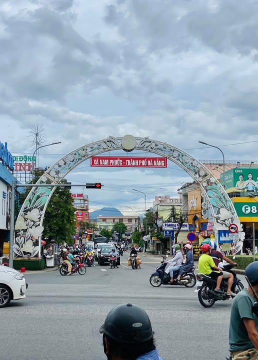 Bán 4 lô đất gia đình cạnh nhau, tổng diện tích 1000m2 tại trục đường Âu Cơ, thị trấn Nam Phước, Duy Xuyên, giá 6.5 tỷ