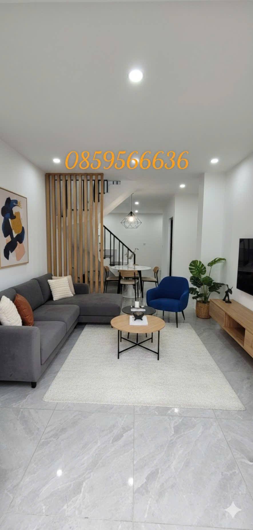 Bán nhà ngõ 11 Tả Thanh Oai, 40m² x 2 tầng, ô tô đỗ cửa, giá tốt