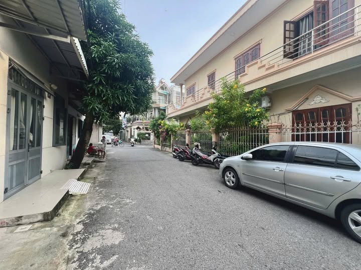 Bán nhà có gác đường 2 ô tô tránh nhau tại phường Rạch Dừa, Vũng Tàu cũ, giá 3.768 tỷ