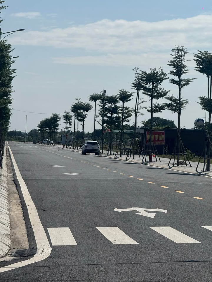 Bán đất Kim Bảng, Hà Nam, mặt đường 20,5m, trục đẹp, kinh doanh tốt