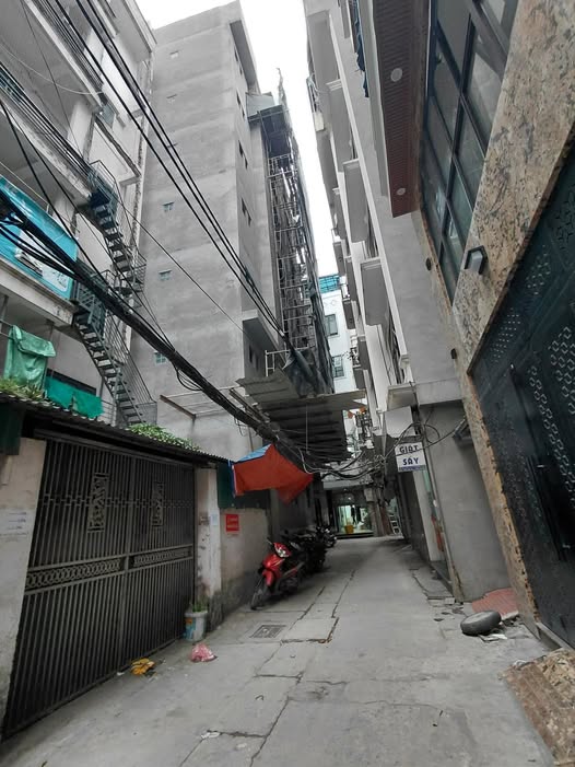 Bán căn nhà phố Tam Trinh 52m2 × 4 tầng, sổ đỏ chính chủ, giá 6.3 tỷ