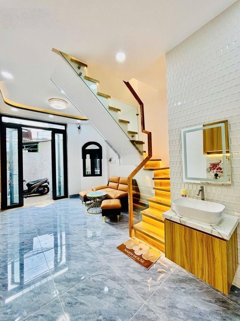 Nhà mới 2 tầng đường Tân Hòa Đông, Quận 6. Nhỉnh 3 tỷ xíu