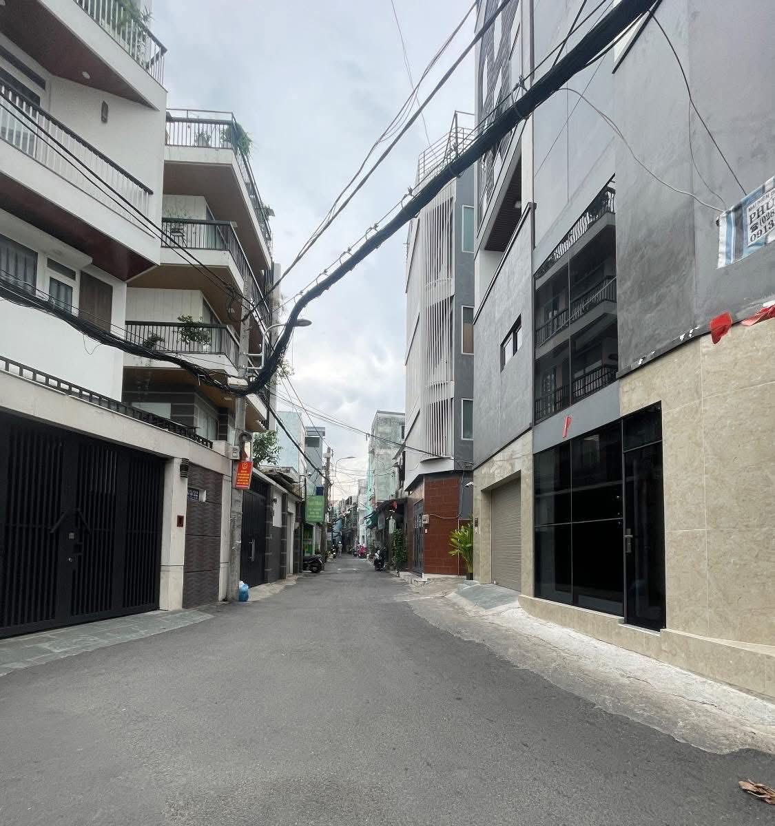 Nhà 6 tỷ Gò Vấp hẻm xe hơi, 63m2, vị trí vàng gần Vincom