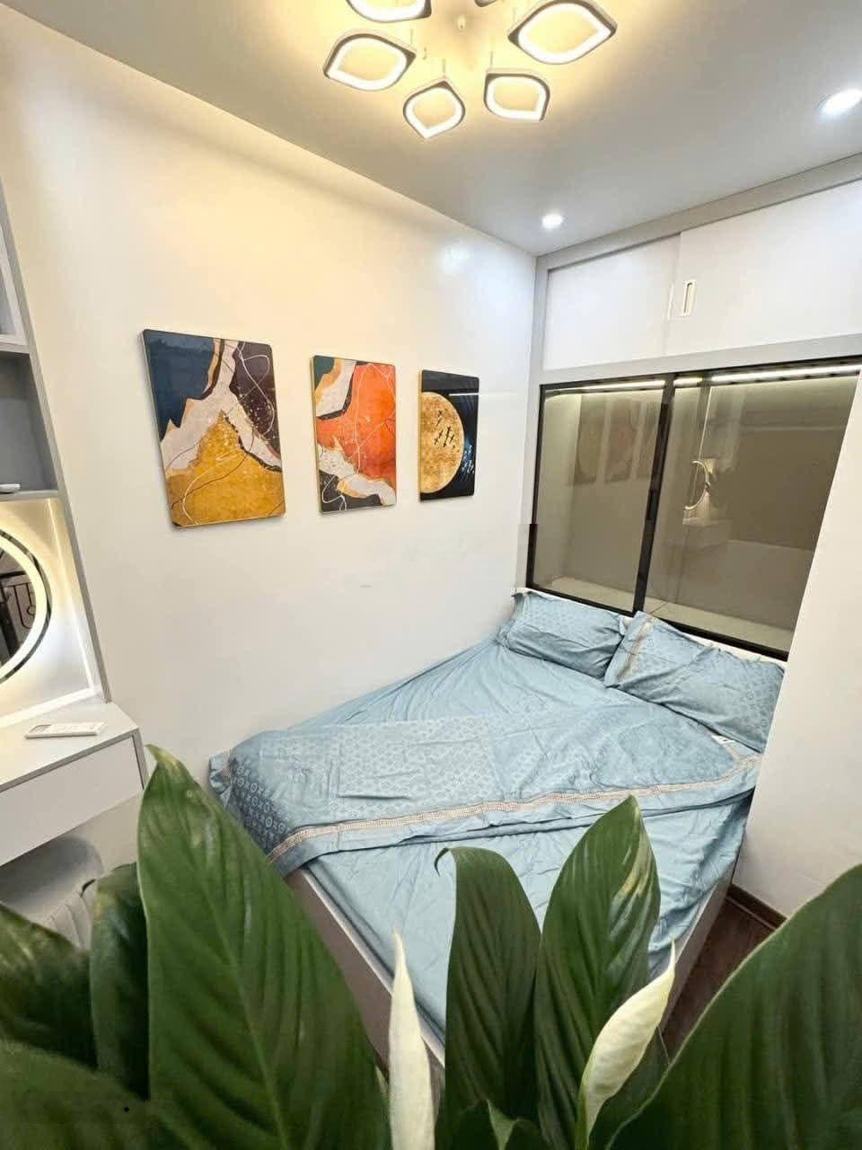 Nhà cực đẹp phố Văn Chương, Đống Đa. Diện tích 16m2, 4 tầng, lô góc cách phổ chỉ 20m, giá 3.9 tỷ