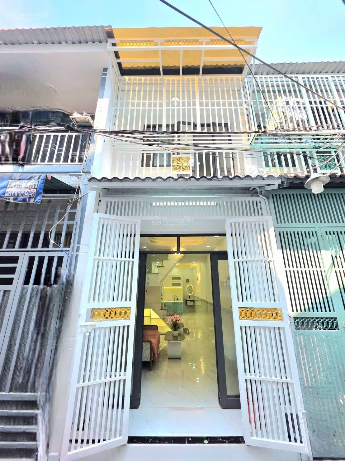 Nhà đẹp vào ở liền chính chủ Cần bán gần Phú Mỹ Hưng quận 7