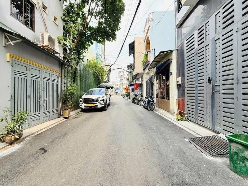 Chỉ 3tỷ95 - nhà 2 mặt hẻm xe hơi - 2 tầng tiện sửa chữa hoặc xây mới đường phan huy ích gò vấp