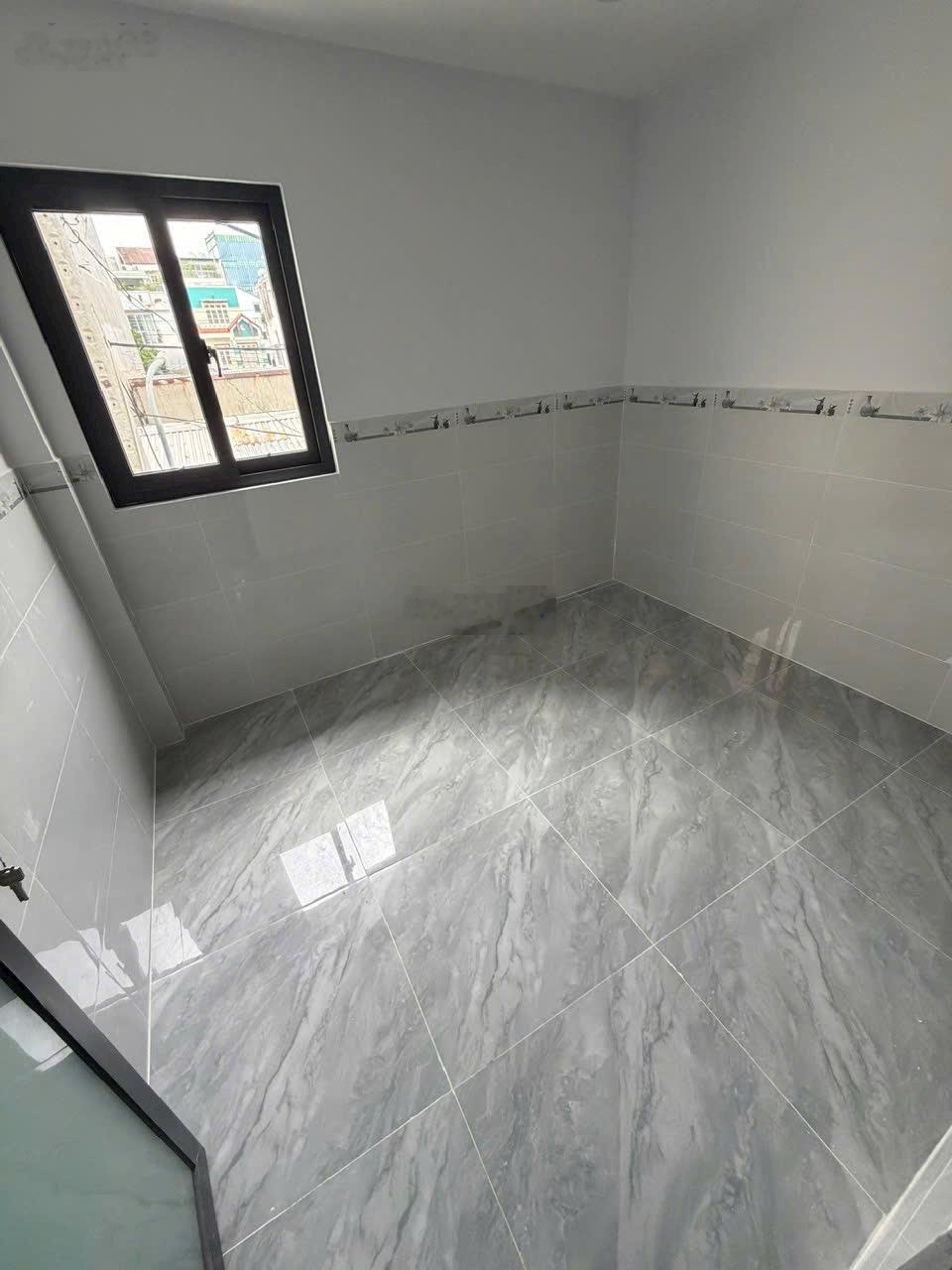 Bán nhà hẻm xe hơi đường Bùi Văn Ba - Quận 7